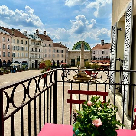 Appt Vue Place De Toscane - 4Min Disneyland-Paris Serris Bagian luar foto