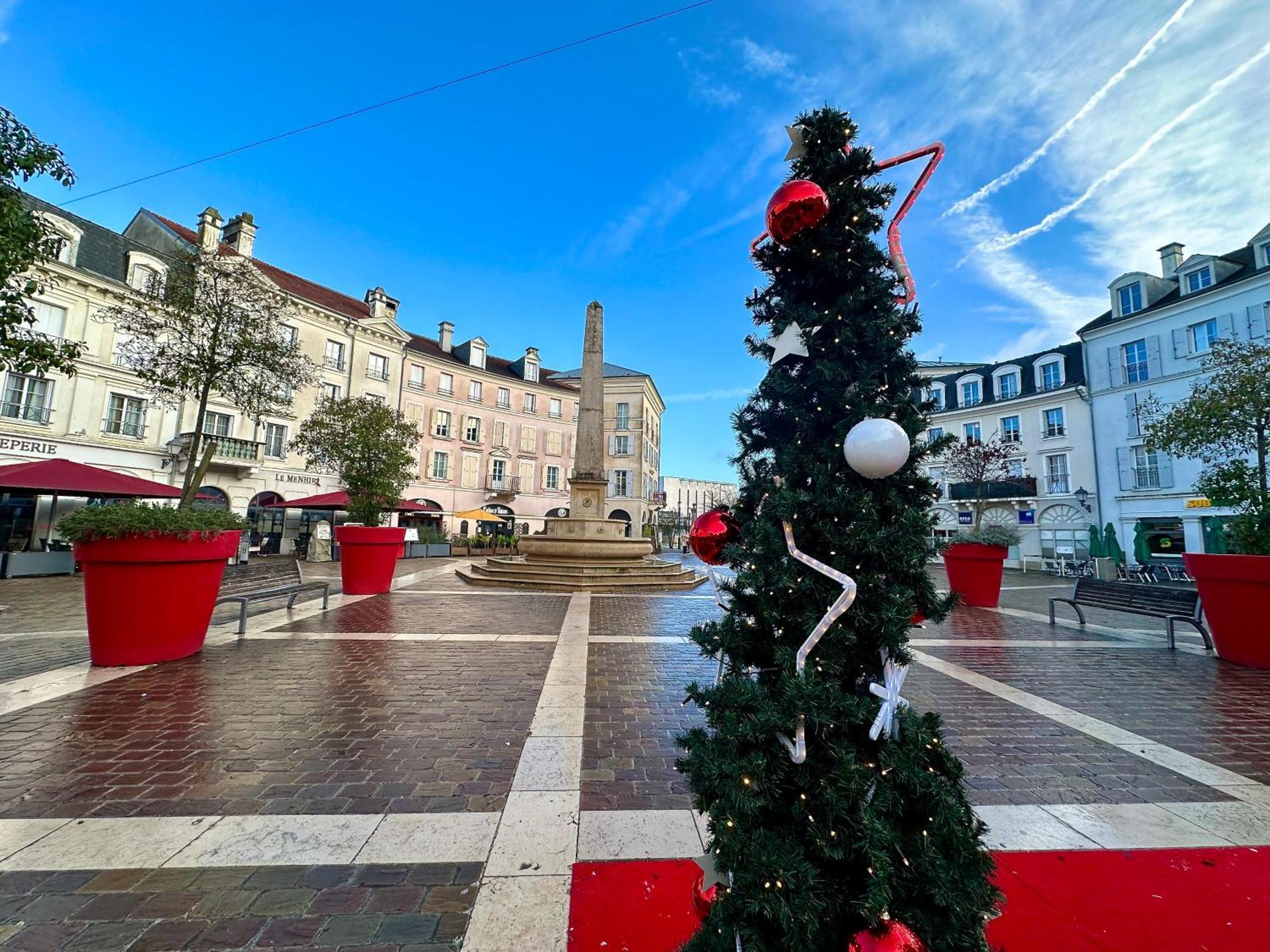 Appt Vue Place De Toscane - 4Min Disneyland-Paris Serris Bagian luar foto