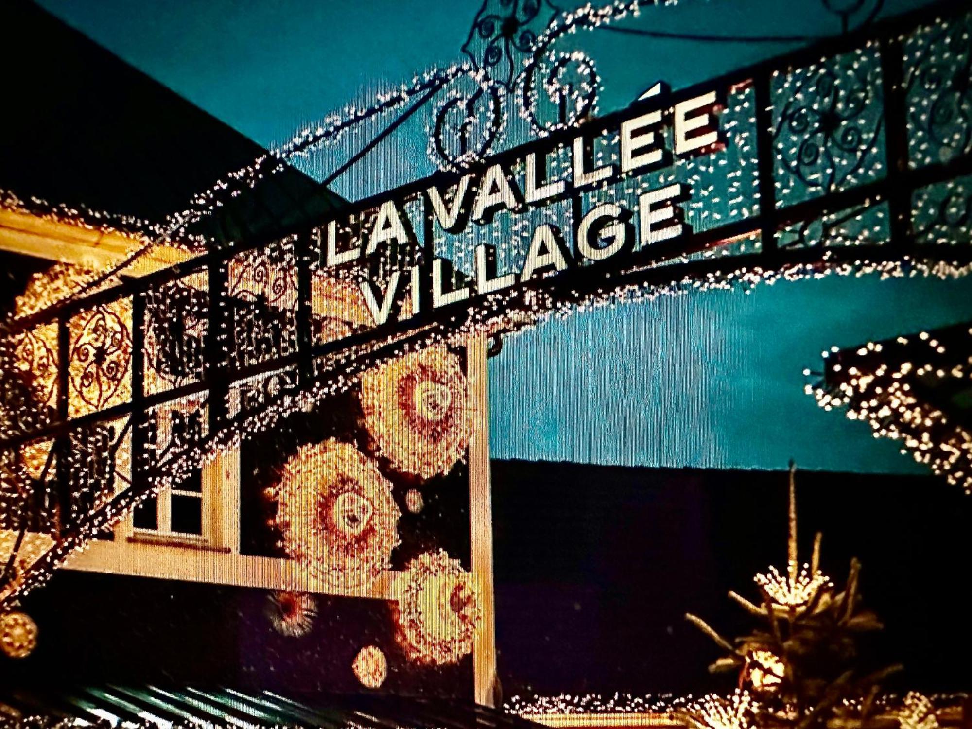 Appt Vue Place De Toscane - 4Min Disneyland-Paris Serris Bagian luar foto