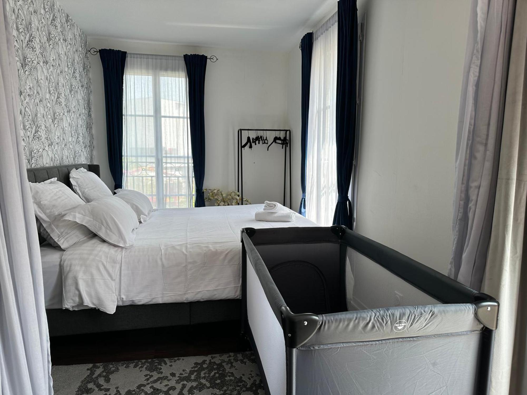 Appt Vue Place De Toscane - 4Min Disneyland-Paris Serris Bagian luar foto