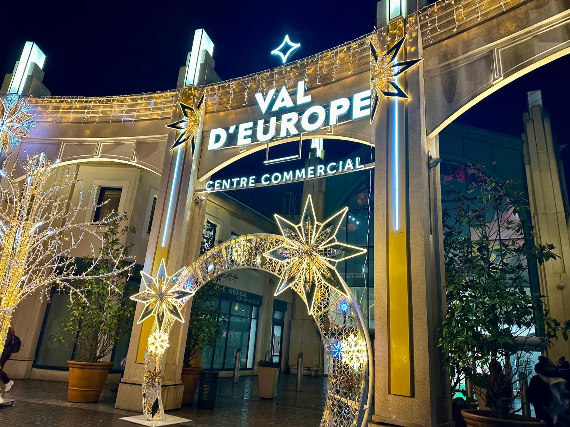 Appt Vue Place De Toscane - 4Min Disneyland-Paris Serris Bagian luar foto