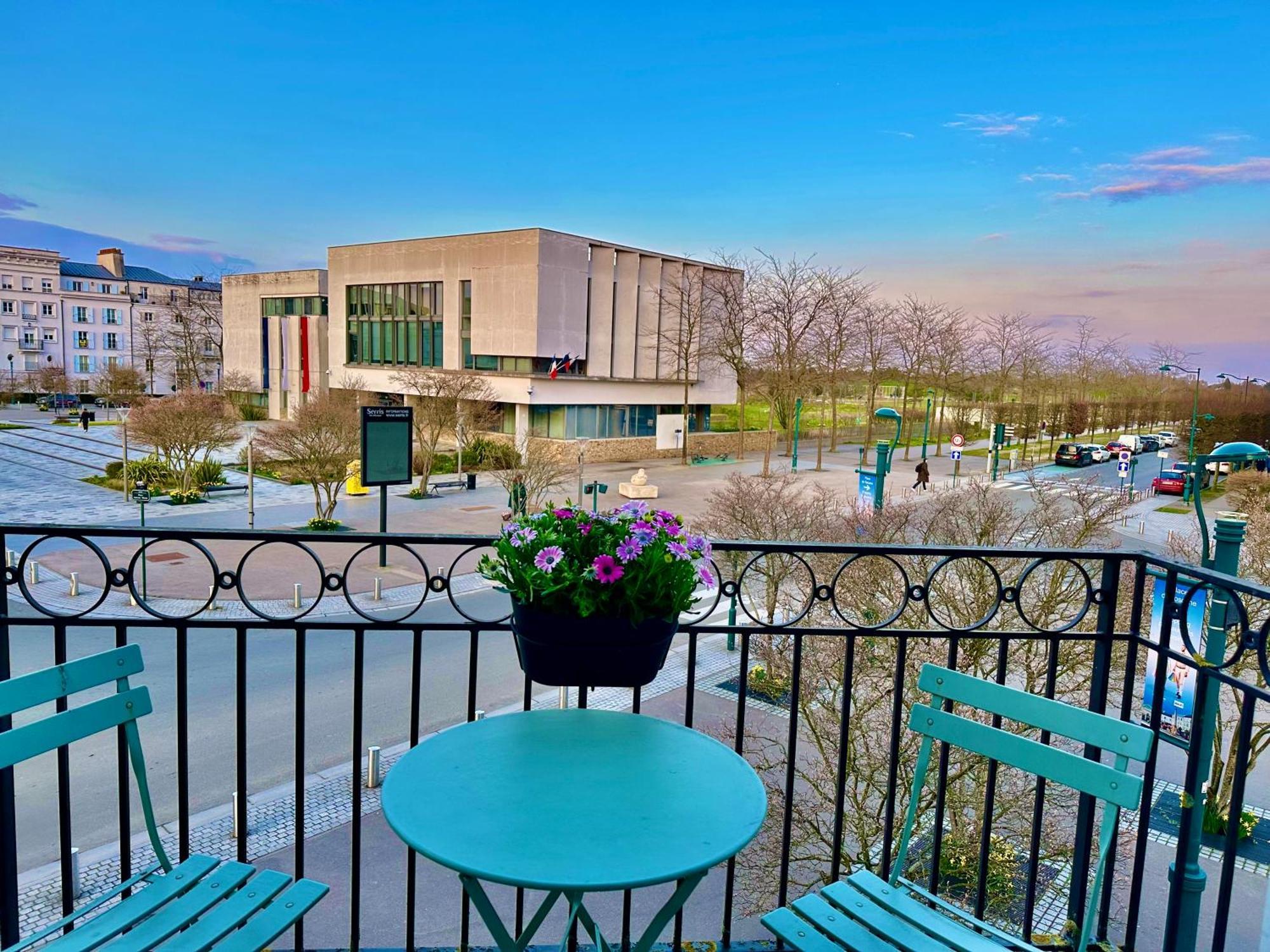 Appt Vue Place De Toscane - 4Min Disneyland-Paris Serris Bagian luar foto